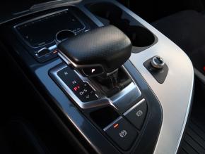 Audi Q7  3.0 TDI S-Line 