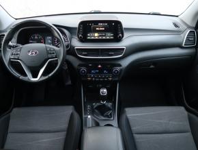 Hyundai Tucson  1.6 CRDi Trikolor 