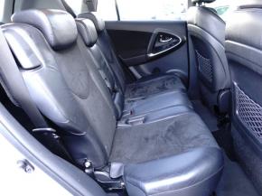 Toyota RAV 4  2.0 VVT-i 