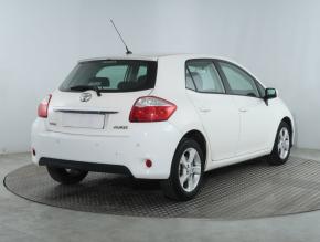 Toyota Auris  1.6 Valvematic 