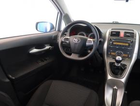 Toyota Auris  1.6 Valvematic 