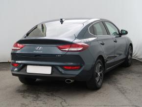 Hyundai i30 Fastback  1.5 T-GDI MHEV SMART 