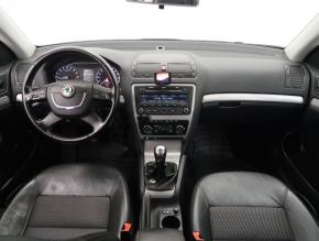 Škoda Octavia  1.6 TDI Elegance 