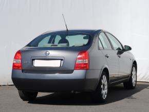 Nissan  1.8 