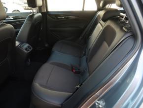 Opel Insignia  2.0 CDTI 
