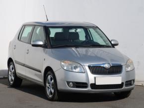 Škoda Fabia  1.6 16V Elegance 
