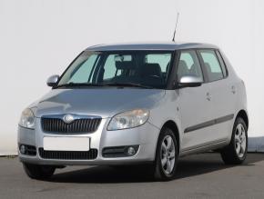 Škoda Fabia  1.6 16V Elegance 