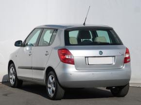 Škoda Fabia  1.6 16V Elegance 