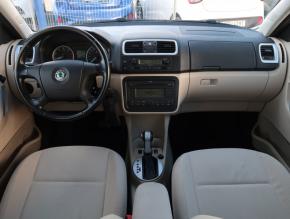 Škoda Fabia  1.6 16V Elegance 