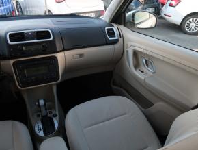 Škoda Fabia  1.6 16V Elegance 