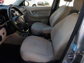 Škoda Fabia  1.6 16V Elegance 
