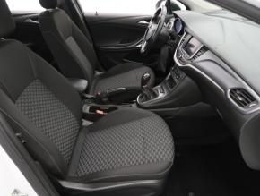 Opel Astra  1.2 Turbo Business Edition 