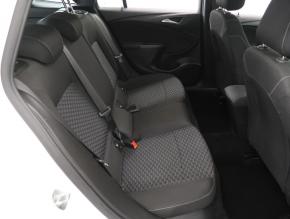 Opel Astra  1.2 Turbo Business Edition 