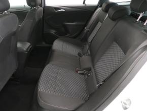 Opel Astra  1.2 Turbo Business Edition 