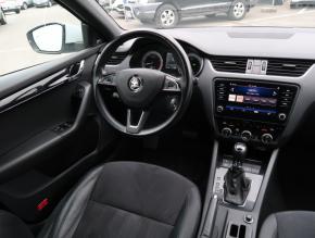 Škoda Octavia  2.0 TSI Laurin&Klement 