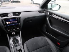 Škoda Octavia  2.0 TSI Laurin&Klement 