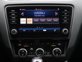 Škoda Octavia  2.0 TSI Laurin&Klement 