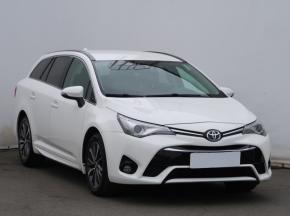 Toyota Avensis  2.0 D-4D Style