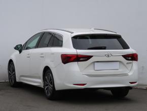 Toyota Avensis  2.0 D-4D Style 