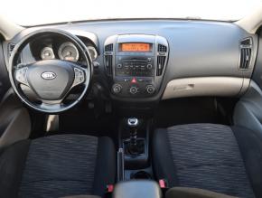 Kia Ceed  1.4 CVVT 