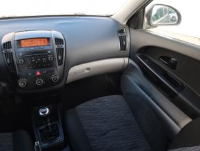 Kia Ceed  1.4 CVVT 