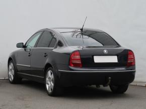 Škoda Superb  2.5 TDI Elegance 