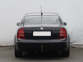 Škoda Superb  2.5 TDI Elegance 
