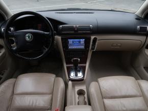Škoda Superb  2.5 TDI Elegance 