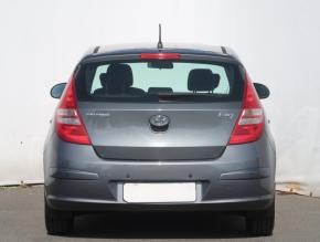 Hyundai i30  1.4 CVVT 