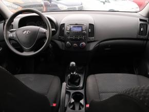 Hyundai i30  1.4 CVVT Classic 