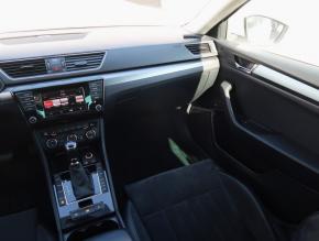 Škoda Superb  2.0 TDI Style 