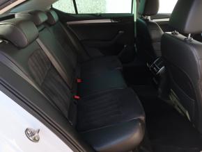 Škoda Superb  2.0 TDI Style 