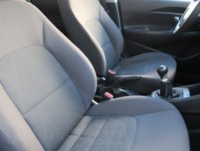 Kia Rio  1.25 CVVT Silver 