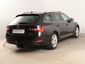 Škoda Superb  2.0 TDI Style 