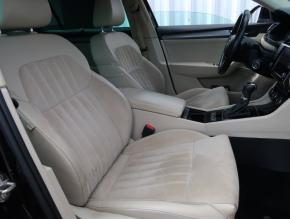 Škoda Superb  2.0 TDI Style 