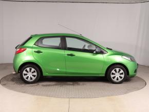 Mazda 2  1.3 i Active 