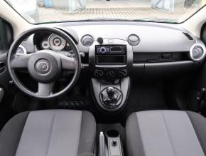 Mazda 2  1.3 i Active 