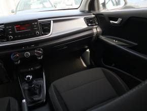 Kia Rio  1.25 CVVT Silver 