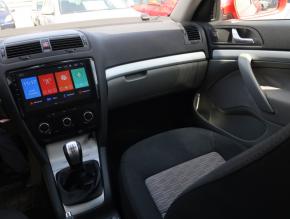 Škoda Octavia  1.6 TDI Ambiente 