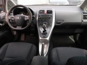 Toyota Auris  1.6 Valvematic 