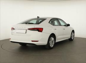 Škoda Octavia  1.5 TSI Ambition 