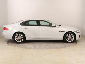 Jaguar XF  20d AWD 