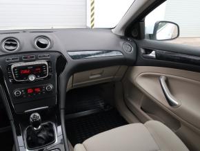 Ford Mondeo  2.0 TDCi Titanium 