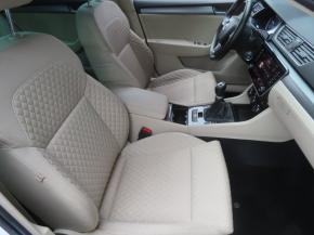 Škoda Superb  2.0 TDI Style 