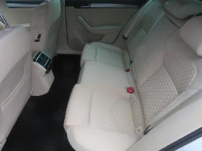 Škoda Superb  2.0 TDI Style 