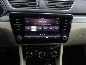 Škoda Superb  2.0 TDI Style 