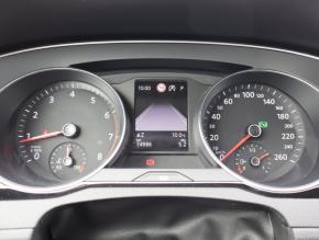 Volkswagen Passat  2.0 TSI Elegance 
