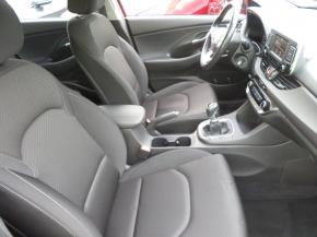 Hyundai i30 Fastback  1.0 T-GDI 