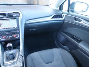 Ford Mondeo  2.0 TDCI Titanium 