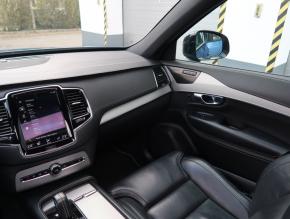 Volvo XC90  B5 AWD R-Design 